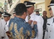Sangadi Lolan II Aladin Gobel Terima Lencana Penghargaan Desa Mandiri Dari Kemendes
