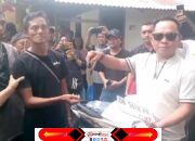 Korban Politik Di Mongkonai, RSB Serahkan Bantuan 1 Unit Motor Dan Uang Santunan