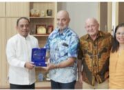 Bahas Pengelolaan Sampah Modern, Pemkab Bolmong Terima Investor Asal Australia