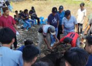 Peduli BMR, PT Xinfeng Gema Semesta Bagikan Daging Kurban Dan Pupuk Ramah Lingkungan Katandur