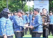 Secara Simbolis, Gubernur YSK Serahkan 3.420 SK PPPK Formasi Tahun 2024