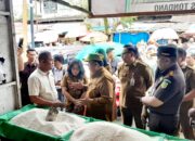 Stabilkan Harga Jelang Pengucapan, Bupati Minahasa Turun Langsung ke Pasar