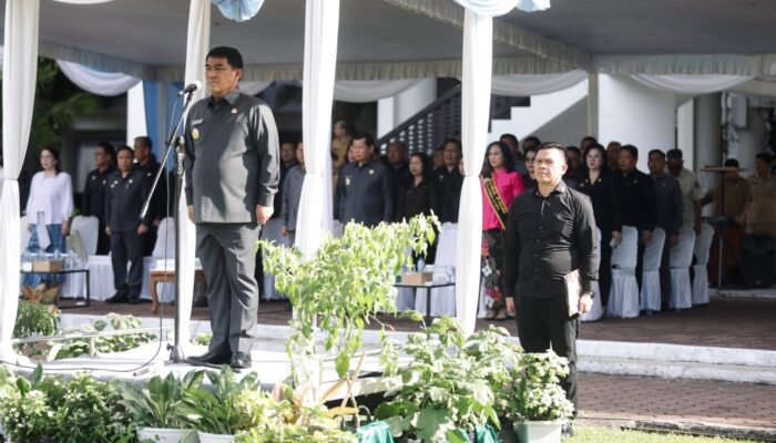Upacara HGN 2025, Gubernur Sulut Tegaskan Komitmen Tingkatkan Mutu Pendidikan