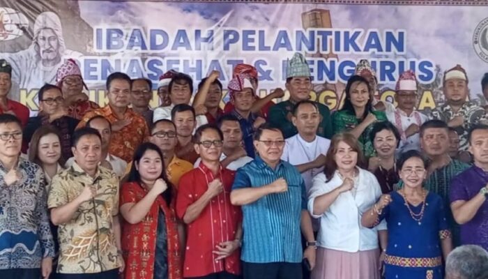 Pelantikan Pengurus KKT Sulut 2025–2030 Penuh Nuansa Adat di Rumah Tongkonan