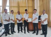 Pemkab Bolmong Serahkan SK Tiga Pj. Sangadi, Ini Pesan Wakil Bupati Doni Lumenta