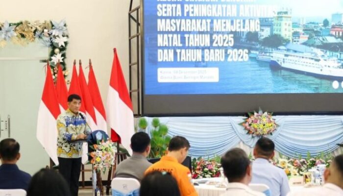 Gubernur Yulius Selvanus Salurkan Bantuan Rp1,5 Miliar untuk Korban Bencana di Aceh, Sumut dan Sumbar