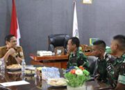 Walikota Weny Gaib Sambut Baik Kunjungan Danyon Yonif TP 868 Bantong Sakti